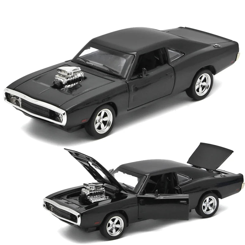 1:32 alloy off-road vehicle model, simulated interior details, cool lighting and sound effects, exquisite desktop ornaments